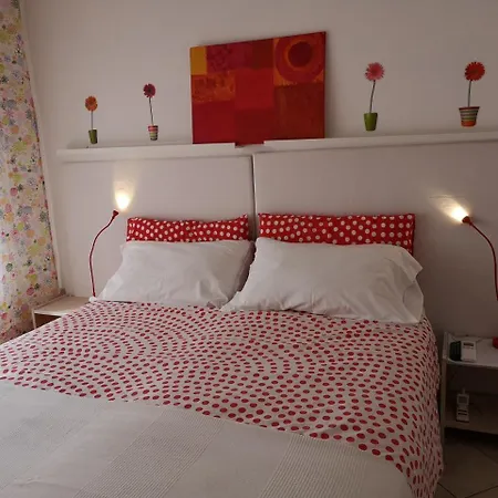 Art Bed and Breakfast Civitanova Marche